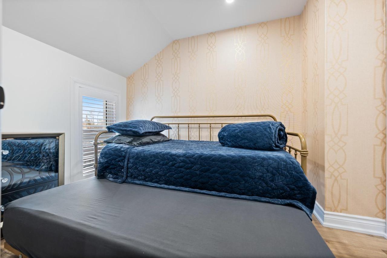 Luxe Lodges On Lake Erie Port Dover Exterior foto